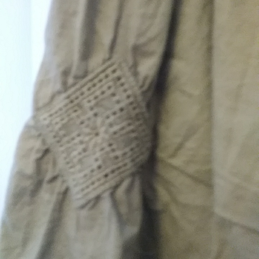 Talbots L Olive V Neck With Lace Bottom - Picture 7 of 10